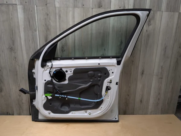 16-22 OEM BMW F48 X1 28i 28iX Front Right Passenger Door Shell Panel White A96