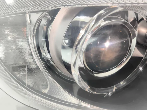 BMW 325i 330i 328i 335i E90 E91 Dynamic XENON HID Sedan Front Headlight Lamp AFS