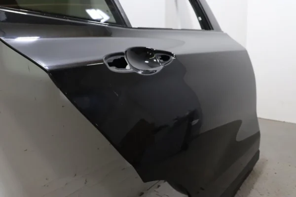 2018 - 2023 BMW X2 F39 REAR RIGHT PASSENGER SIDE DOOR SHELL OEM BLACK_475