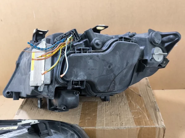 2006-08 JDM BMW 325i 330i 328i 335i Sedan Headlights XENON HID E90 E91 Lamp OEM