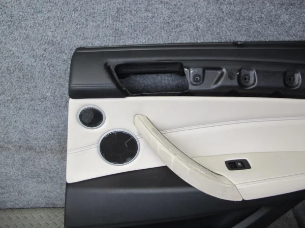 2008-2014 BMW E71 E72 X6 REAR DOOR PANEL W/ ROLLER SHADE & WINDOW FRAME SET