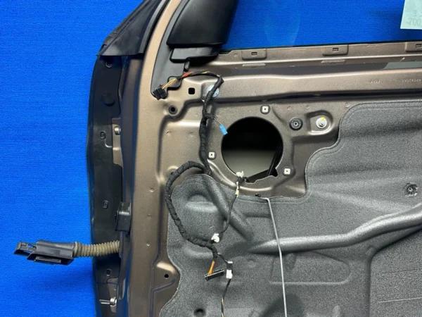 2016 - 2022 BMW X1 F48 FRONT RIGHT PASSENGER SIDE DOOR SHELL PANEL BROWN OEM