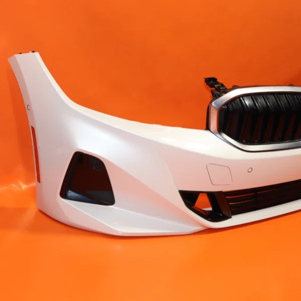 s-l960 BMW 330 FRONT BUMPER 2023 2024 2025 51115A695E6 MINERL WHITE 3 SERIES SEDAN OEM