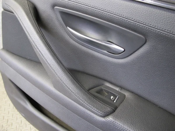 11-16 BMW F10 5-SERIES 550i REAR LEFT & RIGHT DOOR INTERIOR TRIM COVER PANEL OEM