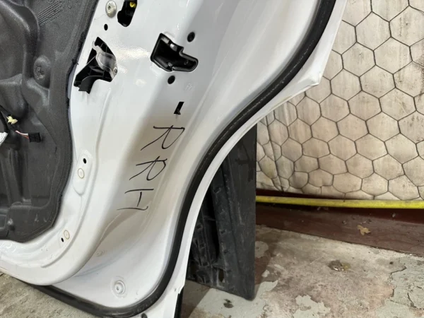 16-22 BMW X1 F48 REAR RIGHT PASSENGER SIDE DOOR SHELL White OEM