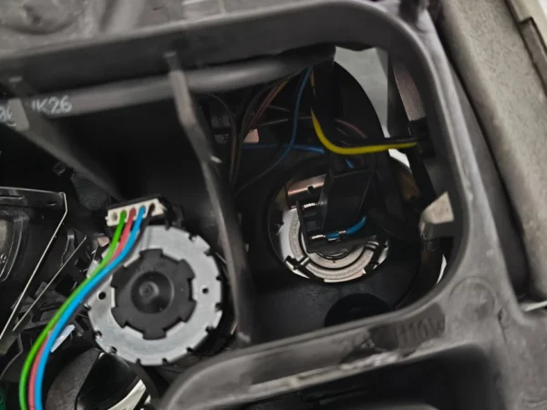 BMW JDM 325i 330i 328i 335i E90 E91 Sedan Front Headlights Lamp XENON HID