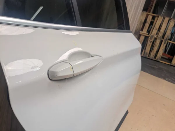 s-l960 (17) 16-22 OEM BMW F48 X1 28i 28iX Rear Right Passenger Door Shell Panel White