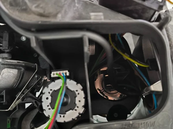 s-l960 (19) BMW 3 Series E90 E91 XENON HID Headlights Head Lights Lamp 1 Pairs 2005-08 OEM