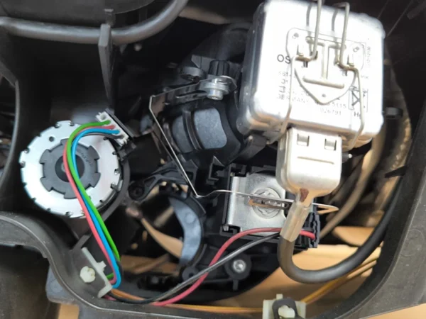 2006-08 JDM BMW 325i 330i 328i 335i Sedan Headlights XENON HID E90 E91 Lamp OEM