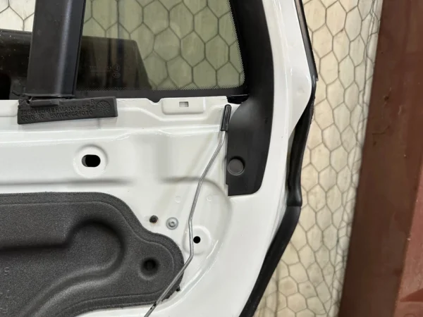 16-22 BMW X1 F48 REAR RIGHT PASSENGER SIDE DOOR SHELL White OEM