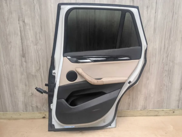 s-l960 (19) 16-22 OEM BMW F48 X1 28i 28iX Rear Right Passenger Door Shell Panel White