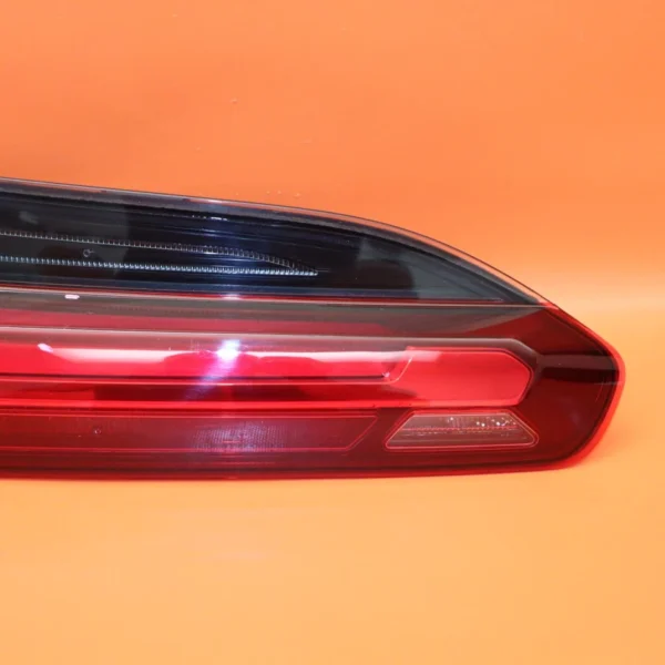 BMW X4 TAIL GATE TAIL LIGHT LEFT DRIVER 2019-2021 2022 2023 2024 63217433799 OEM
