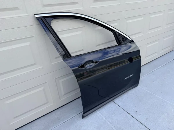 s-l960 (2) 2016-2022 BMW X1 F48 Front Right Side Door Shell Panel OEM