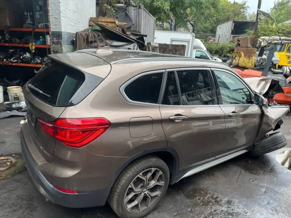 2016 - 2022 BMW X1 F48 FRONT RIGHT PASSENGER SIDE DOOR SHELL PANEL BROWN OEM