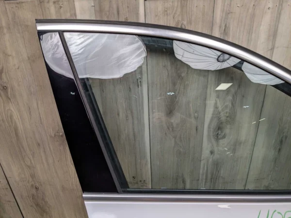 16-22 OEM BMW F48 X1 28i 28iX Front Right Passenger Door Shell Panel White A96