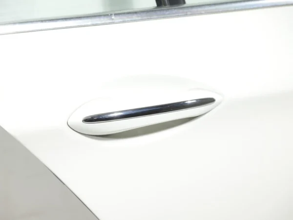 11-16 BMW F10 5 Series COMPLETE Door Rear Right Passenger (Alpine White 300) OEM