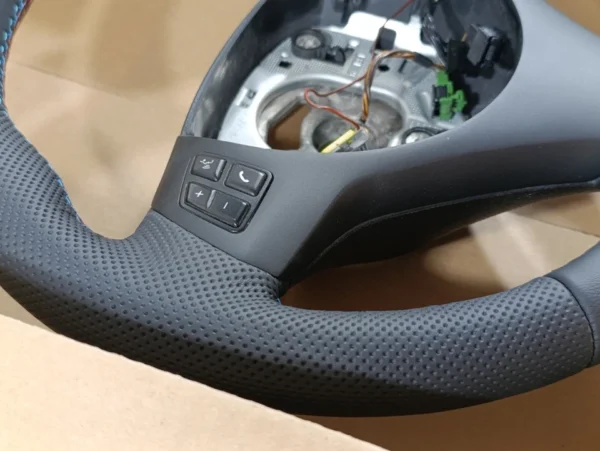 s-l960 (3) OEM BMW M Sport Steering Wheel Nappa FLAT E90 E91 E92 E93 M3 E82 E81 E87 E88