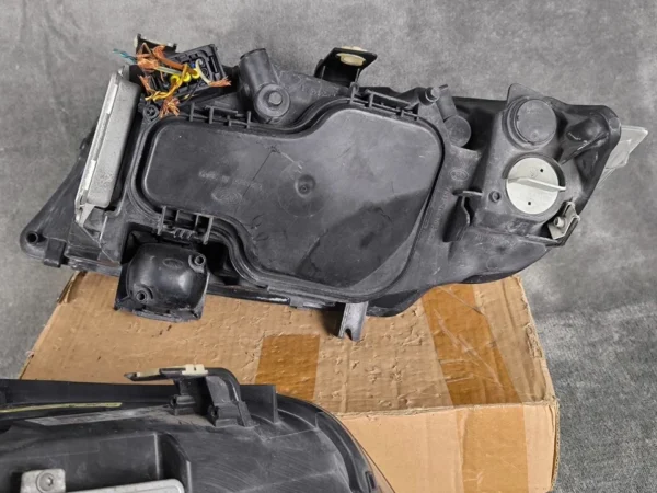 s-l960 (3) BMW 3 Series E90 E91 XENON HID Headlights Head Lights Lamp 1 Pairs 2005-08 OEM