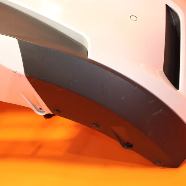 BMW 530 540 FRONT BUMPER 2024 2025 2026 51115A6A3C5 MINERAL WHITE 5 SEIRES OEM