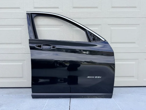 s-l960 (4) 2016-2022 BMW X1 F48 Front Right Side Door Shell Panel OEM