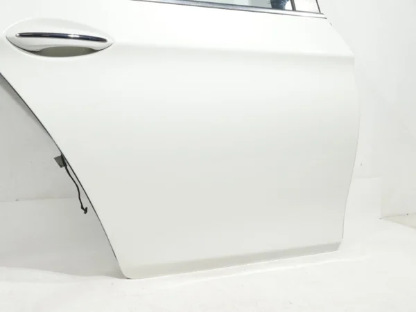 11-16 BMW F10 5 Series COMPLETE Door Rear Right Passenger (Alpine White 300) OEM