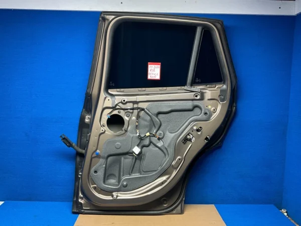 s-l960 (5) 2016 - 2022 BMW X1 F48 REAR RIGHT PASSENGER SIDE DOOR SHELL PANEL BROWN OEM