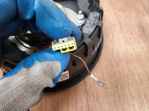 06-13 OEM BMW E82 E90 E92 E93 Front Driver SPORT Steering Wheel Airbag Air Bag