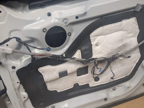 11-17 OEM BMW F25 X3 28 35 FRONT Right Passenger Door Shell Panel White 300