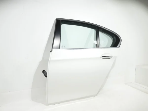 11-16 BMW F10 5 Series COMPLETE Door Rear Left Driver Side Alpine White 300 OEM