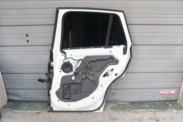 s-l960 (6) 2016-2022 BMW X1 Right Passenger Rear Door Complete OEM White F48