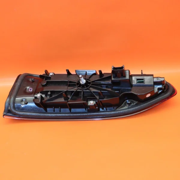 BMW X4 TAIL GATE TAIL LIGHT LEFT DRIVER 2019-2021 2022 2023 2024 63217433799 OEM