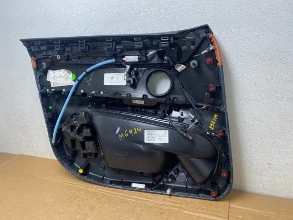 2014 to 2018 Bmw X5 Front Right Passenger Side Door Panel Cover OEM M6924 DG