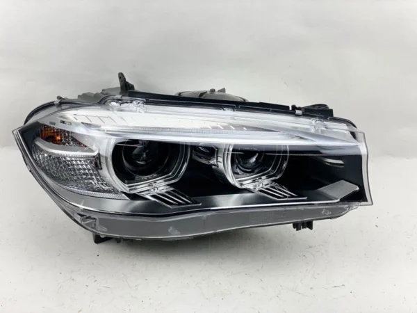 BMW X5 X6 M F15 F16 F85 F86 2014-2019 RIGHT HEADLIGHT