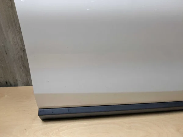 16-22 OEM BMW F48 X1 28i 28iX Front Right Passenger Door Shell Panel White A96