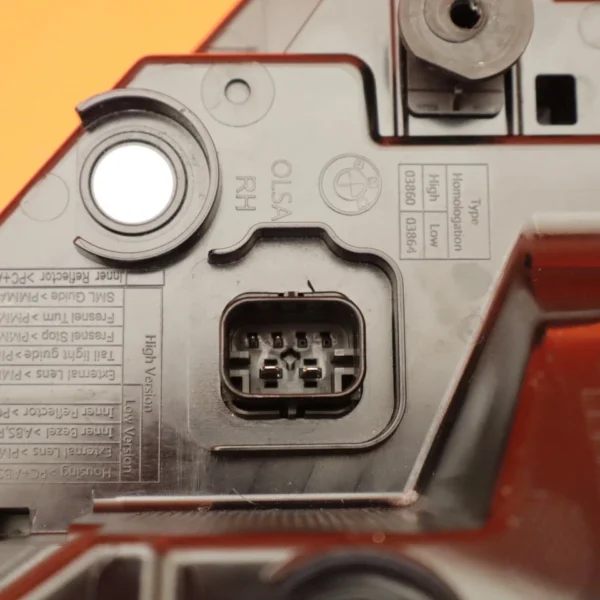 BMW X1 TAIL LIGHT RIGHT PASSENGER 2023 2024 2025 63219465360 LED OEM