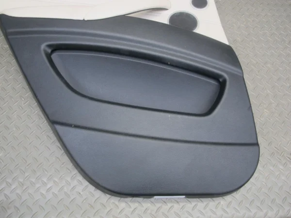 2008-2014 BMW E71 E72 X6 REAR DOOR PANEL W/ ROLLER SHADE & WINDOW FRAME SET