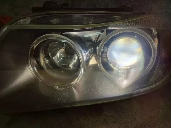 s-l960 (7) BMW 3 Series E90 E91 XENON HID Headlights Head Lights Lamp 1 Pairs 2005-08 OEM