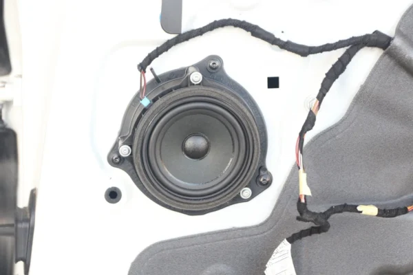 s-l960 (8) 2016-2022 BMW X1 Right Passenger Rear Door Complete OEM White F48