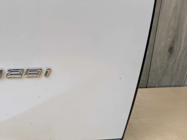 16-22 OEM BMW F48 X1 28i 28iX Front Right Passenger Door Shell Panel White A96