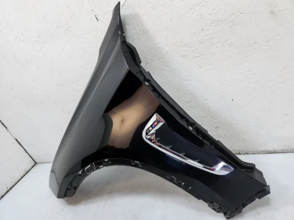 15-19 OEM BMW F86 X6M Front Left Driver Side Fender Panel Black 475