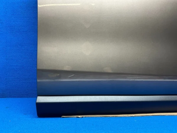 2016 - 2022 BMW X1 F48 FRONT RIGHT PASSENGER SIDE DOOR SHELL PANEL BROWN OEM