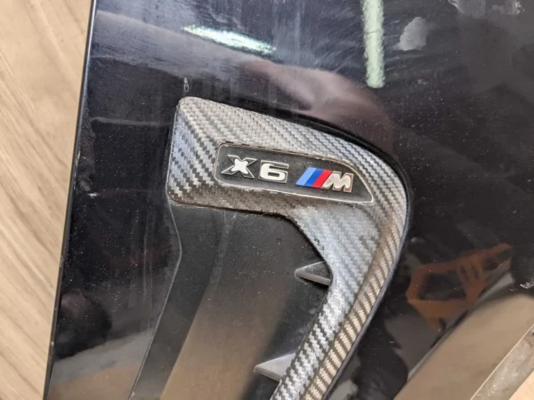 15-18 OEM BMW F86 X6M Front Right Passenger Side Fender Panel Black 416