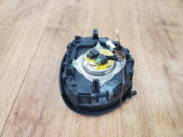 06-13 OEM BMW E82 E90 E92 E93 Front Driver SPORT Steering Wheel Airbag Air Bag