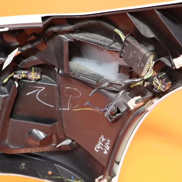 s-l960 (9) BMW 330 FRONT BUMPER 2023 2024 2025 51115A695E6 MINERL WHITE 3 SERIES SEDAN OEM