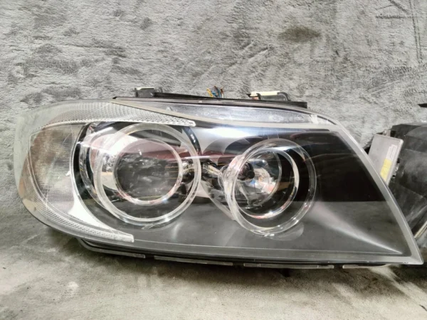 s-l960 06-08 BMW 325i 330i 328i 335i Sedan Headlights Head LAMPS XENON HID E90